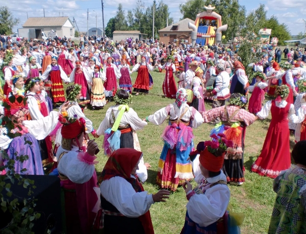 Народное гулянье &laquo;Левада&raquo;