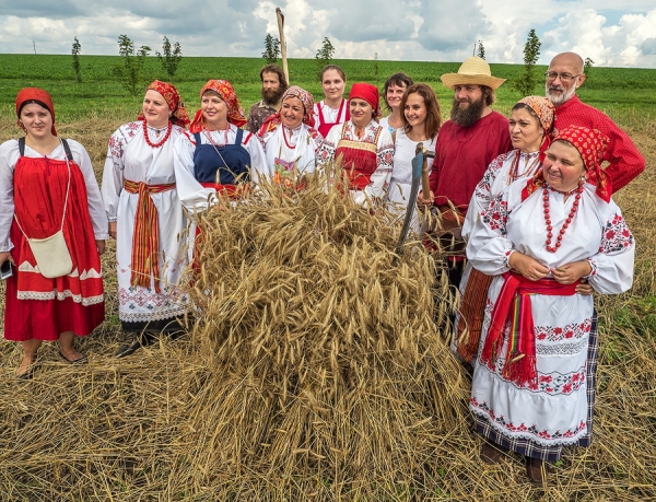 На хуторе Песочное под Курском прошел Фестиваль &laquo;Дни жатвы&raquo;
